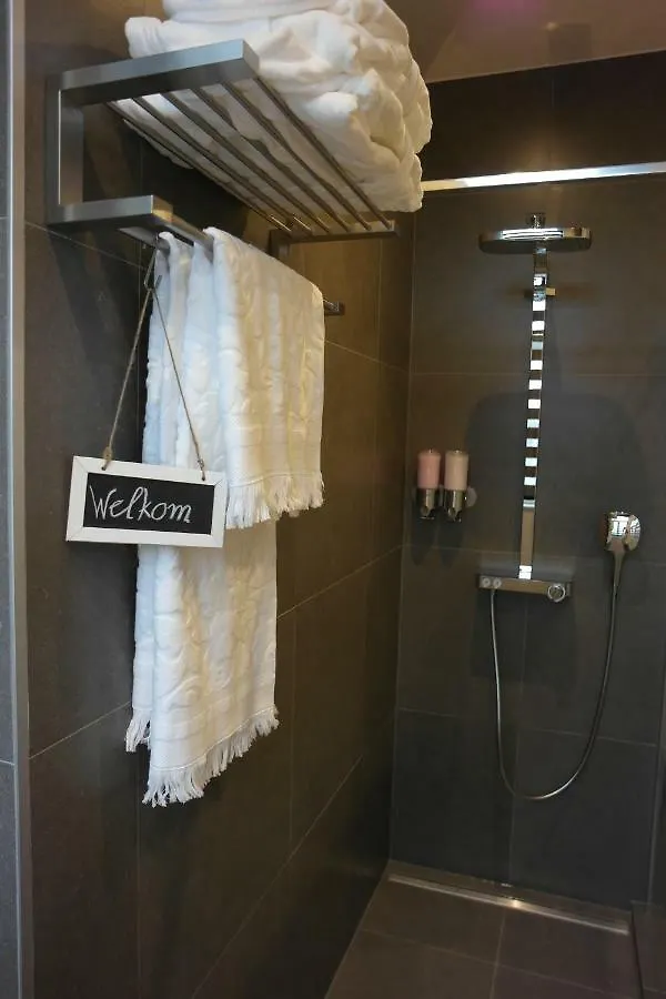 B&B Sixteen Bruges Belgium