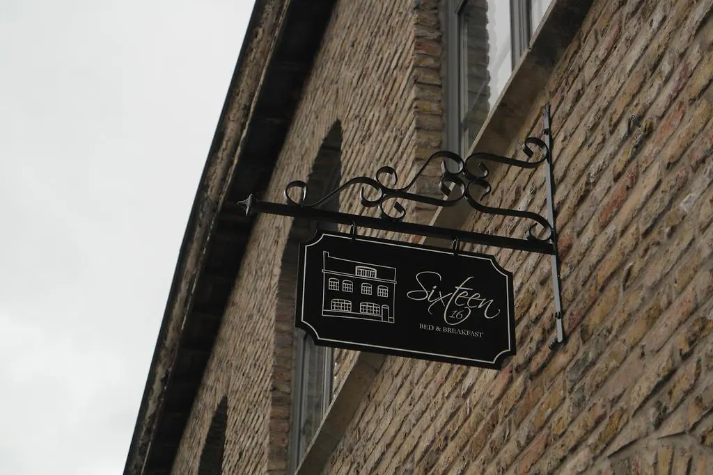 B&B Sixteen Bruges Belgium